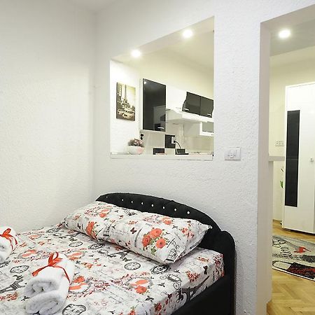 Apartment Rinaldi Belgrád Kültér fotó